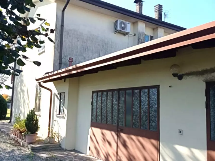 Immagine 2 di Casa bifamiliare in vendita  in Via del Cristo Moro a Vigonza