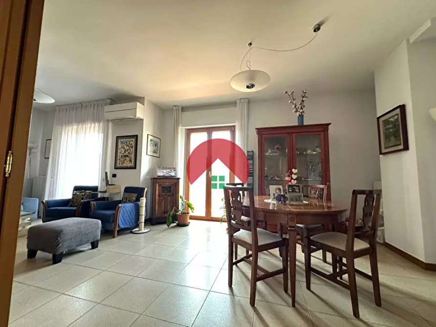 Immagine 5 di Appartamento in vendita  in Via Teodoro Ricciardi a Matera