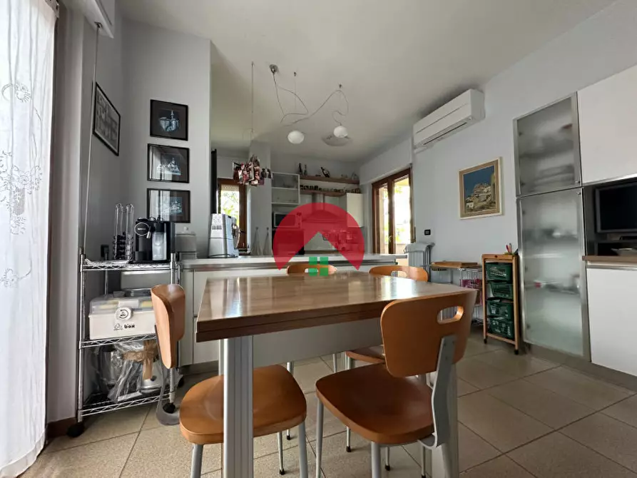 Immagine 11 di Appartamento in vendita  in Via Teodoro Ricciardi a Matera