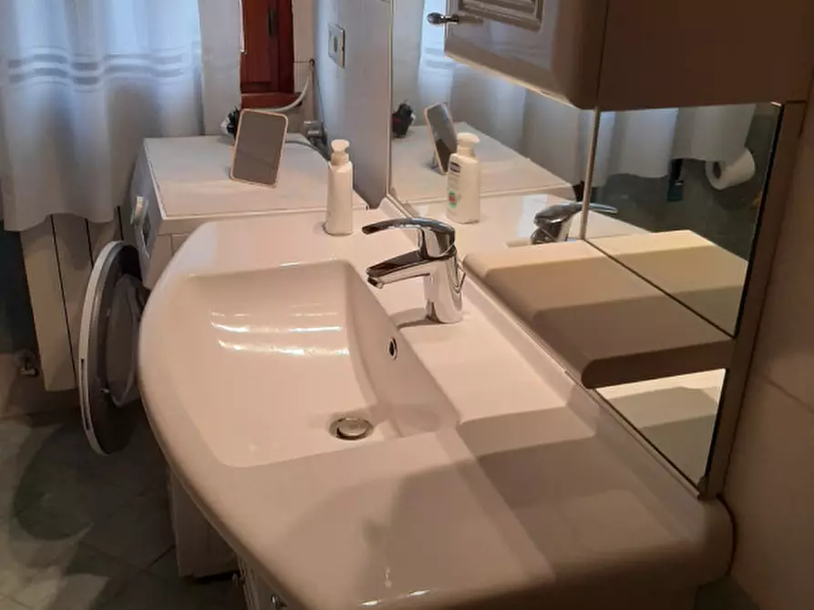 Immagine 11 di Appartamento in vendita  in Via Beato Luigi Guanella a Padova