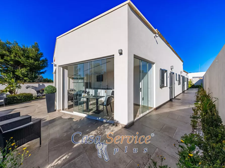 Immagine 23 di Villa in vendita  in Via Belgrado a Porto Cesareo