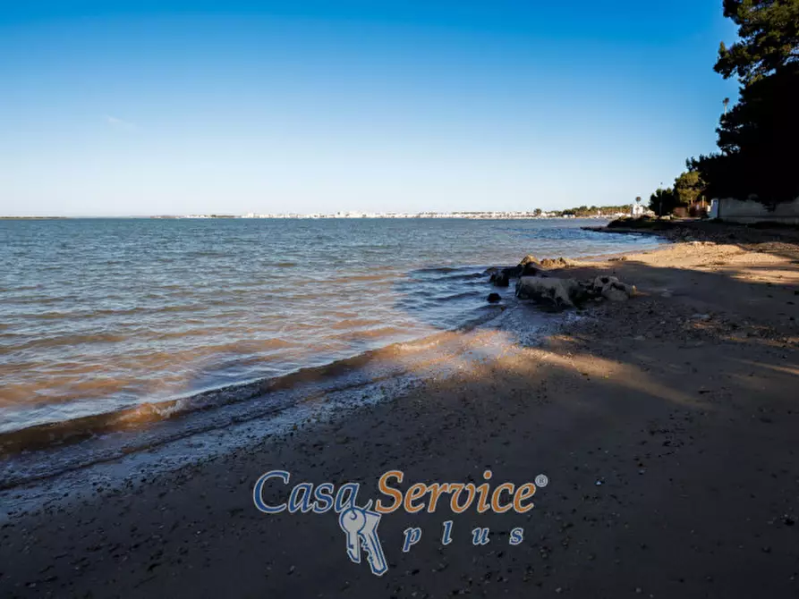 Immagine 25 di Villa in vendita  in Via Belgrado a Porto Cesareo