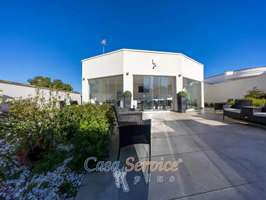 Immagine 39 di Villa in vendita  in Via Belgrado a Porto Cesareo