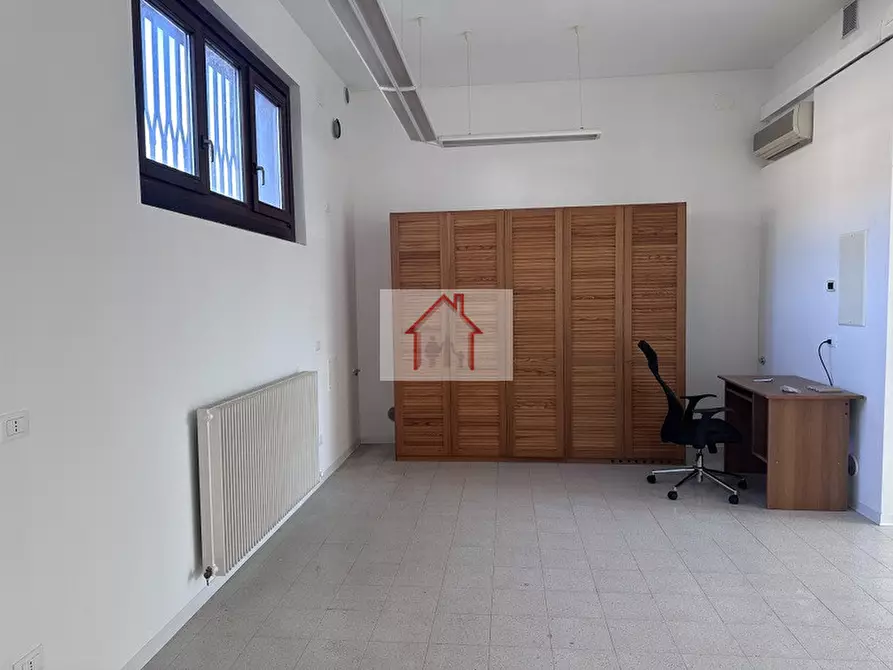 Immagine 7 di Negozio in affitto  a Villorba