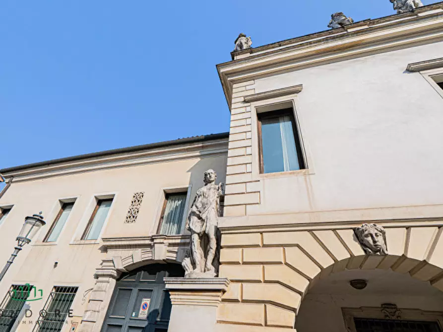 Immagine 8 di Palazzo in affitto  in via Belzoni a Padova