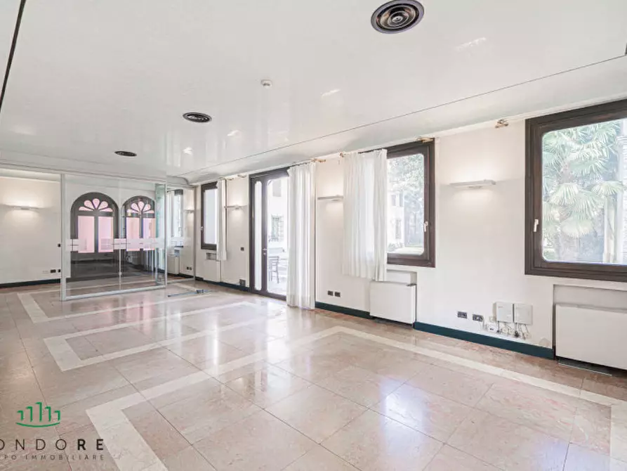 Immagine 33 di Palazzo in affitto  in via Belzoni a Padova