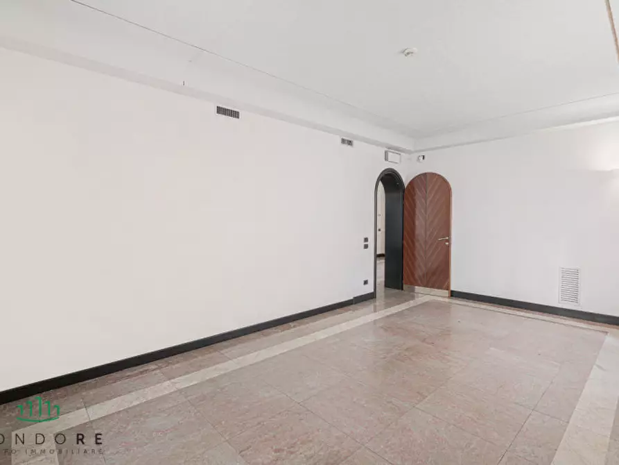 Immagine 41 di Palazzo in affitto  in via Belzoni a Padova