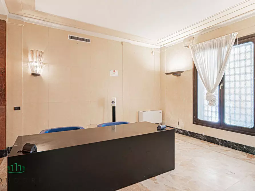 Immagine 48 di Palazzo in affitto  in via Belzoni a Padova