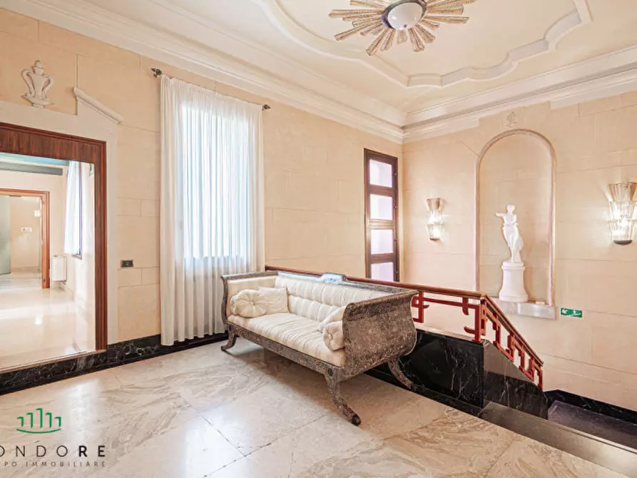 Immagine 58 di Palazzo in affitto  in via Belzoni a Padova