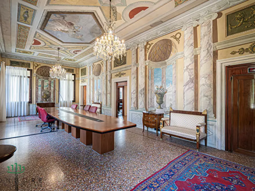 Immagine 81 di Palazzo in affitto  in via Belzoni a Padova