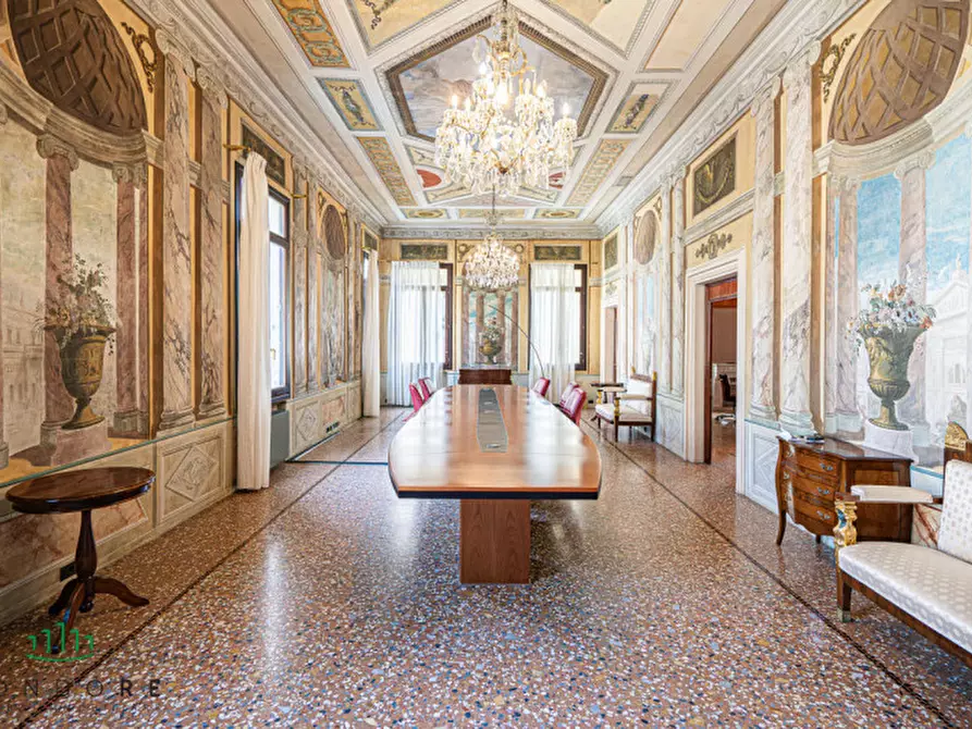 Immagine 84 di Palazzo in affitto  in via Belzoni a Padova