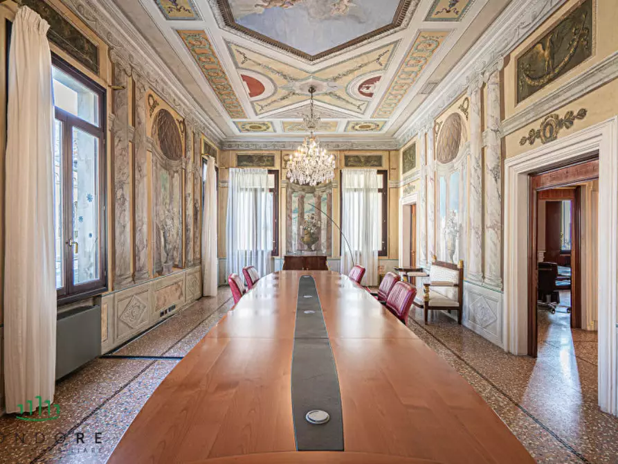 Immagine 85 di Palazzo in affitto  in via Belzoni a Padova