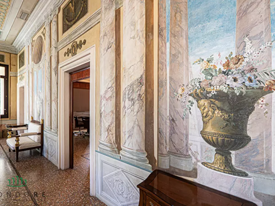 Immagine 87 di Palazzo in affitto  in via Belzoni a Padova