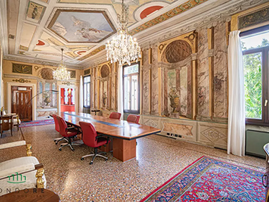 Immagine 90 di Palazzo in affitto  in via Belzoni a Padova