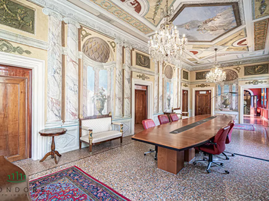 Immagine 92 di Palazzo in affitto  in via Belzoni a Padova