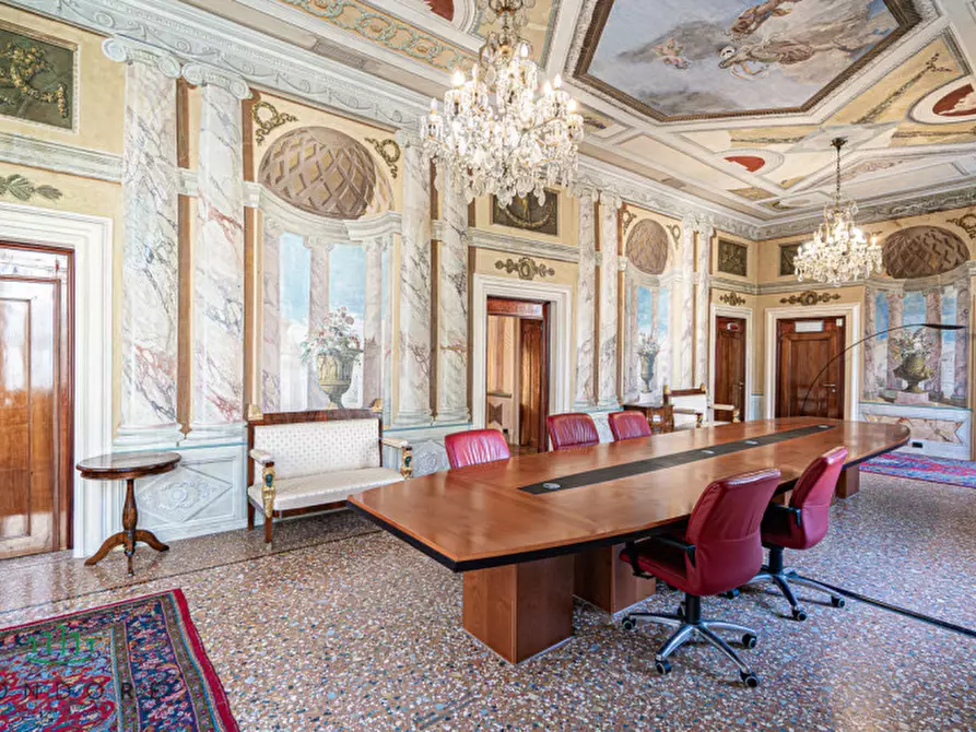 Immagine 93 di Palazzo in affitto  in via Belzoni a Padova