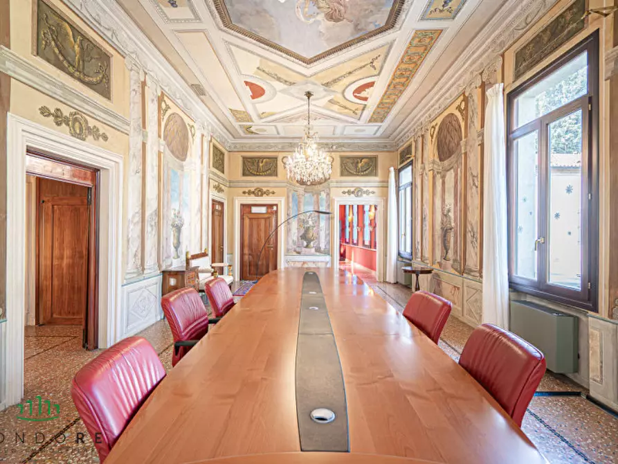 Immagine 95 di Palazzo in affitto  in via Belzoni a Padova