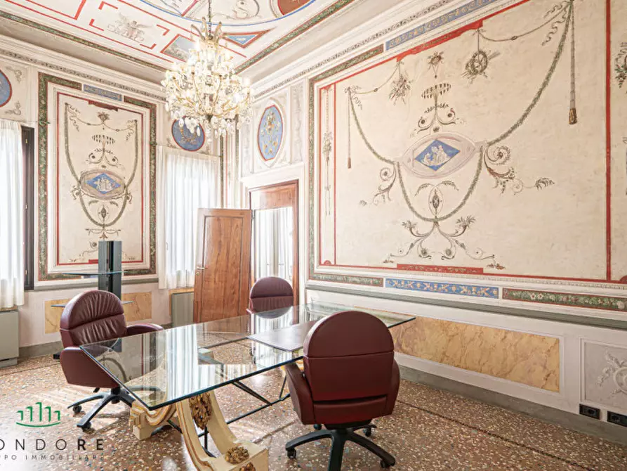 Immagine 118 di Palazzo in affitto  in via Belzoni a Padova