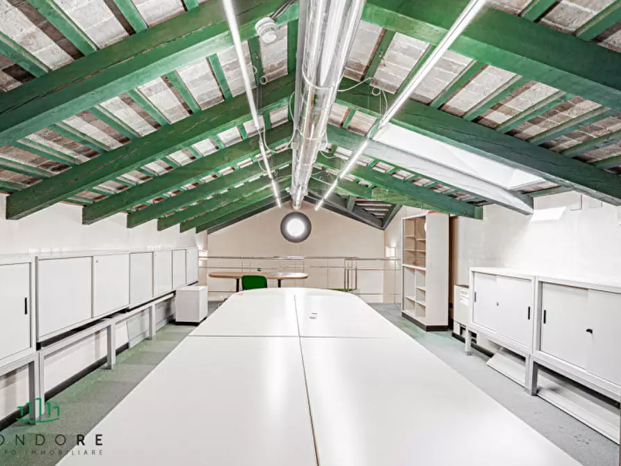 Immagine 129 di Palazzo in affitto  in via Belzoni a Padova