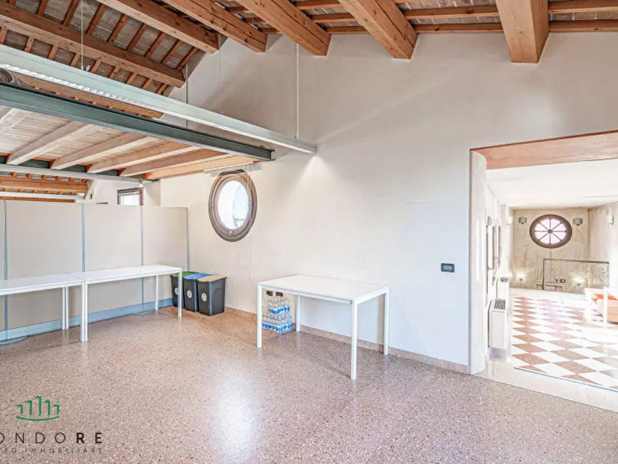 Immagine 133 di Palazzo in affitto  in via Belzoni a Padova