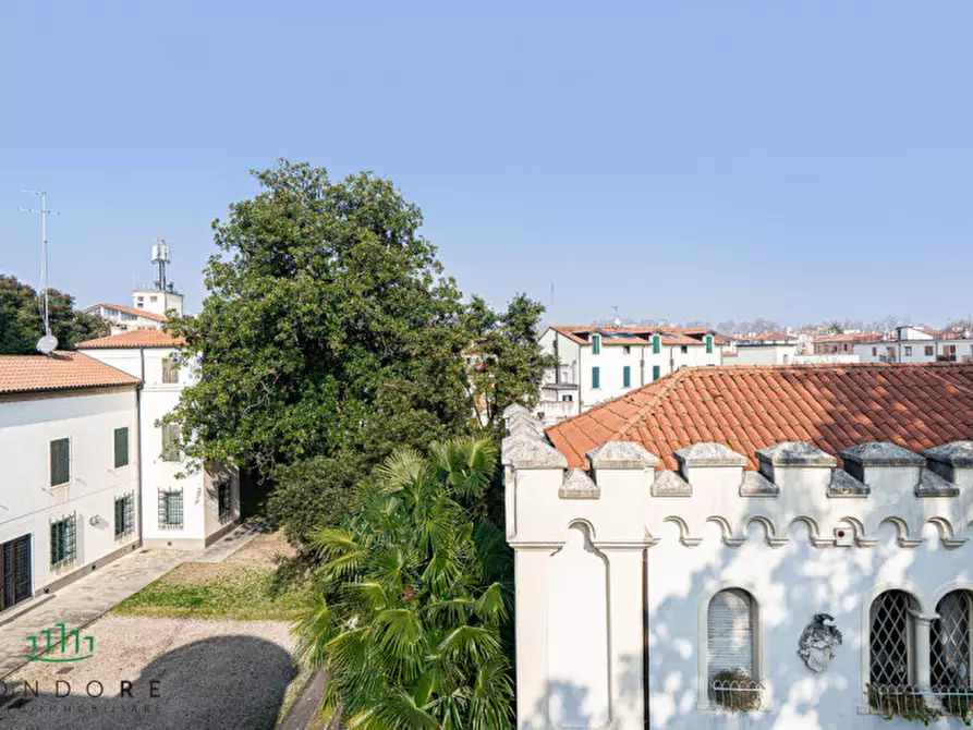Immagine 137 di Palazzo in affitto  in via Belzoni a Padova