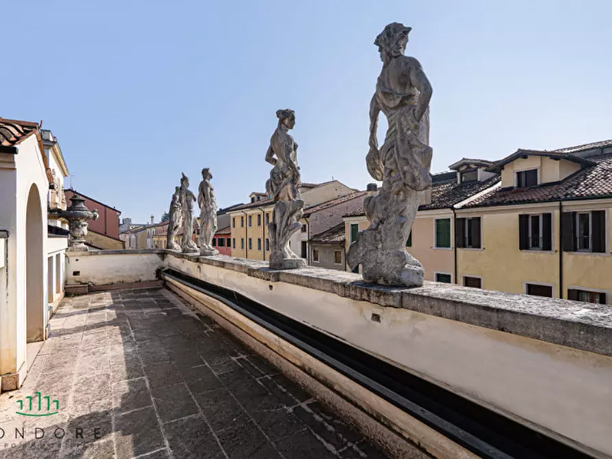 Immagine 143 di Palazzo in affitto  in via Belzoni a Padova