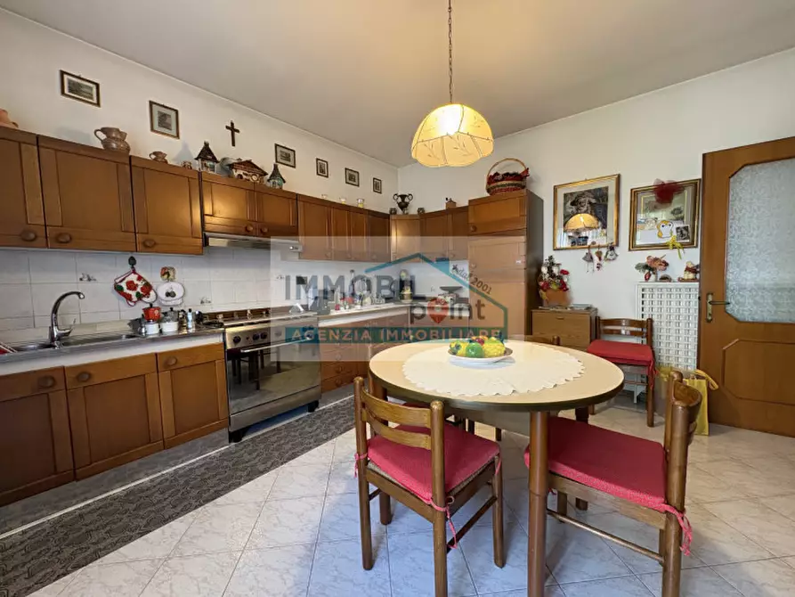 Immagine 1 di Casa bifamiliare in vendita  in Via Sant'Antonio a Veggiano