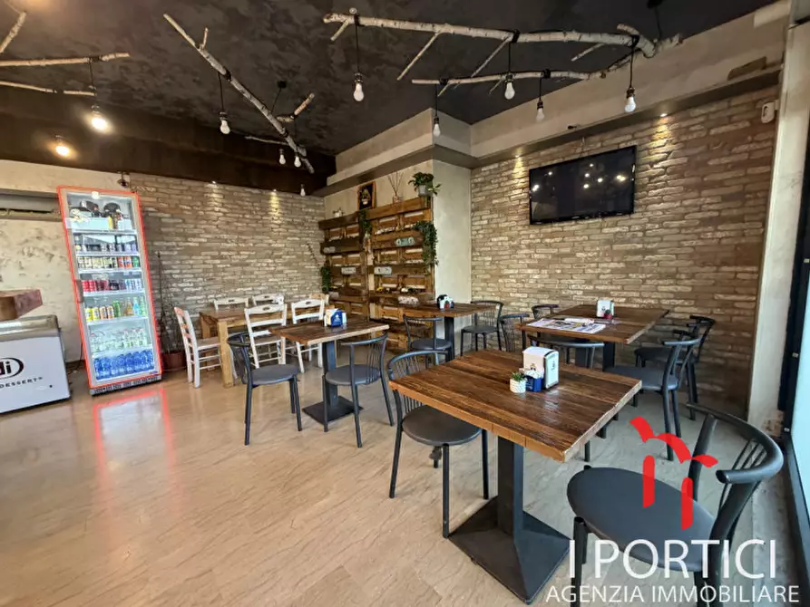 Immagine 3 di Attività commerciale in vendita  in Via Olmo a Martellago