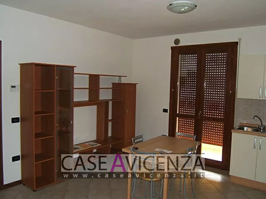 Immagine 23 di Appartamento in affitto  in Via Roma a Camisano Vicentino