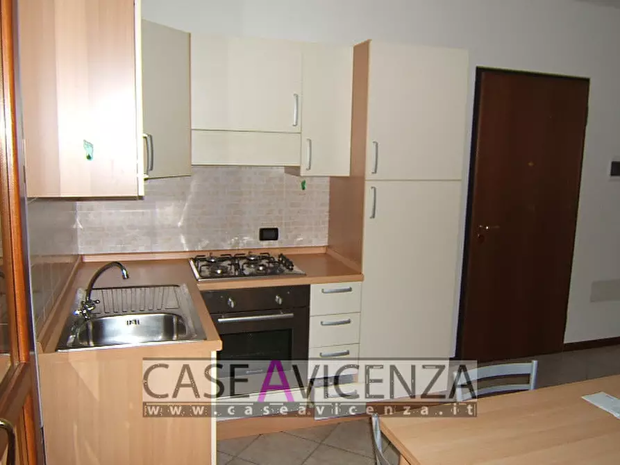 Immagine 26 di Appartamento in affitto  in Via Roma a Camisano Vicentino