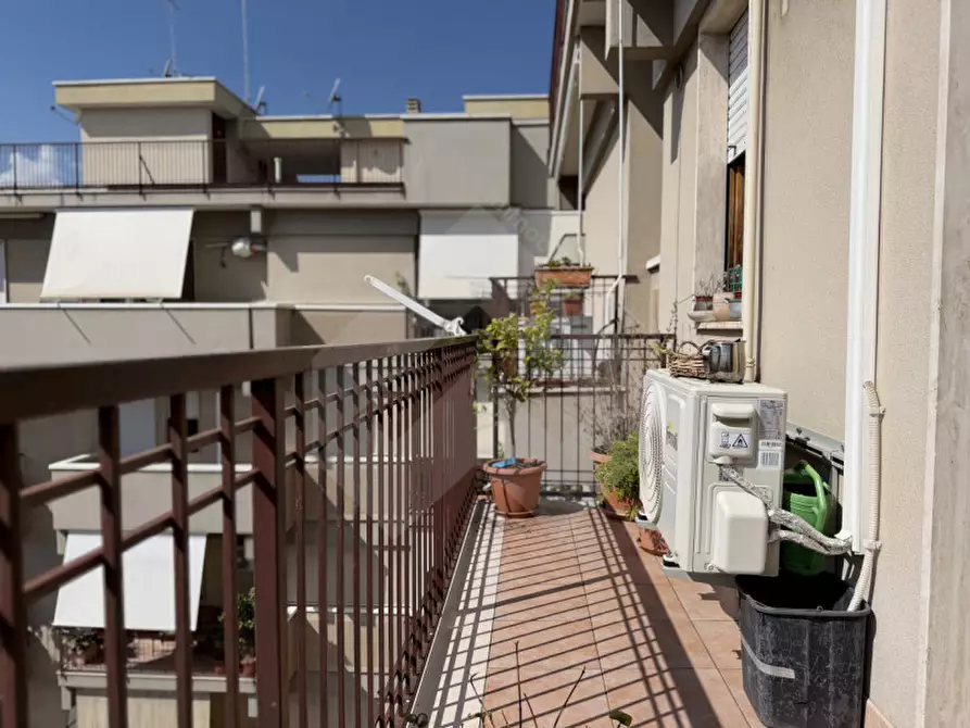 Immagine 10 di Appartamento in vendita  in Via Napoli a Andria