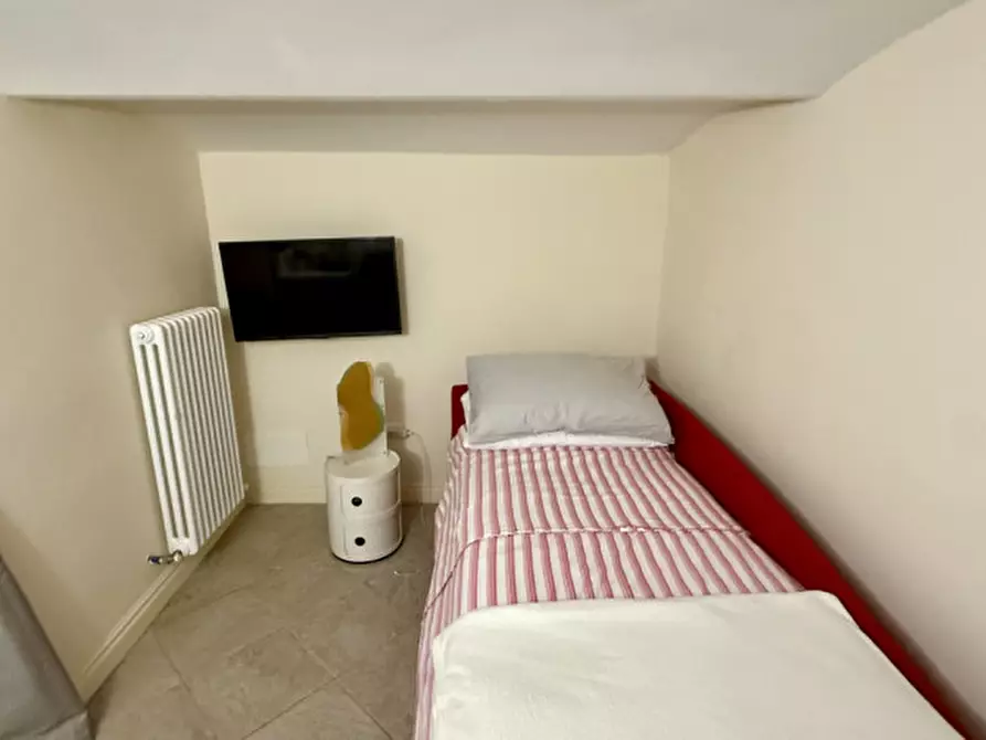 Immagine 7 di Camera in affitto  a Bologna