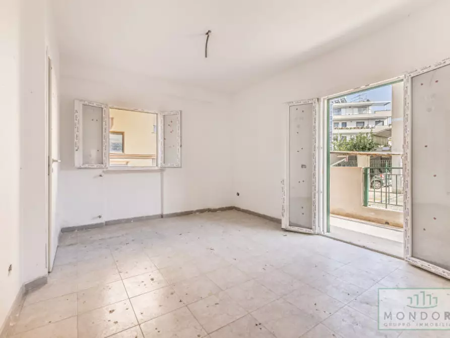 Immagine 4 di Appartamento in vendita  in Via Padre Merolla a Roma