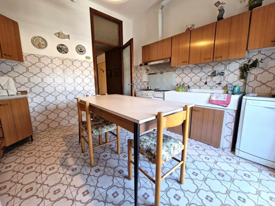 Immagine 6 di Appartamento in vendita  in Via Verona a Torri Di Quartesolo