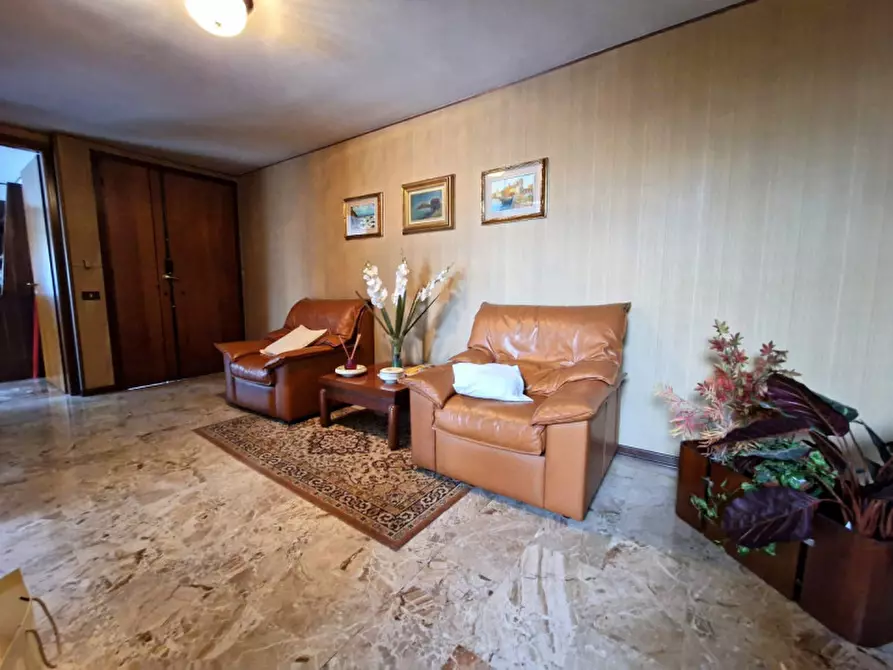 Immagine 21 di Appartamento in vendita  in Via Verona a Torri Di Quartesolo