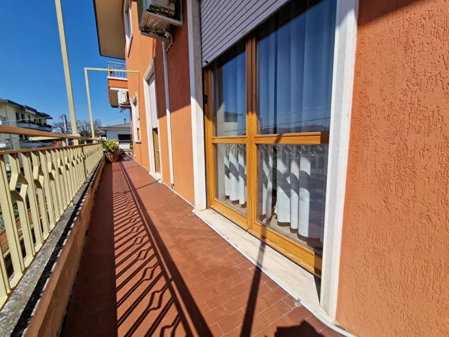 Immagine 23 di Appartamento in vendita  in Via Verona a Torri Di Quartesolo