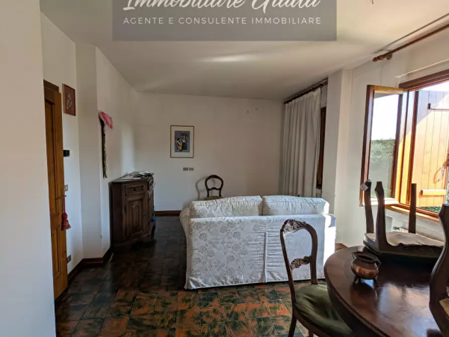 Immagine 7 di Casa indipendente in vendita  a Vittorio Veneto