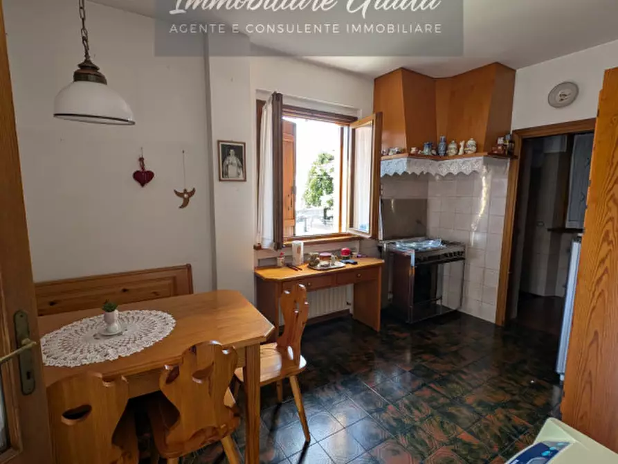 Immagine 8 di Casa indipendente in vendita  a Vittorio Veneto