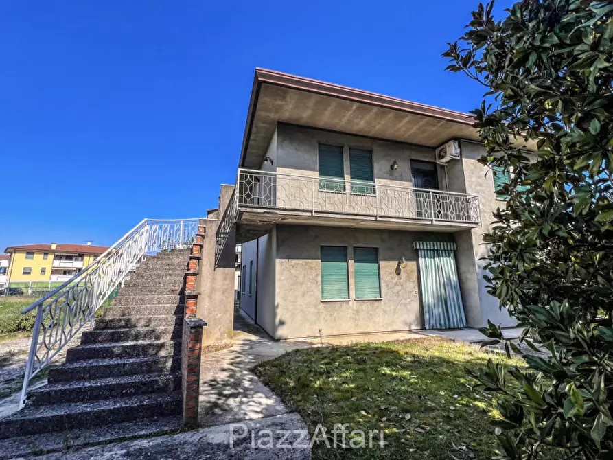 Immagine 17 di Appartamento in vendita  in Via Roma a Brugine