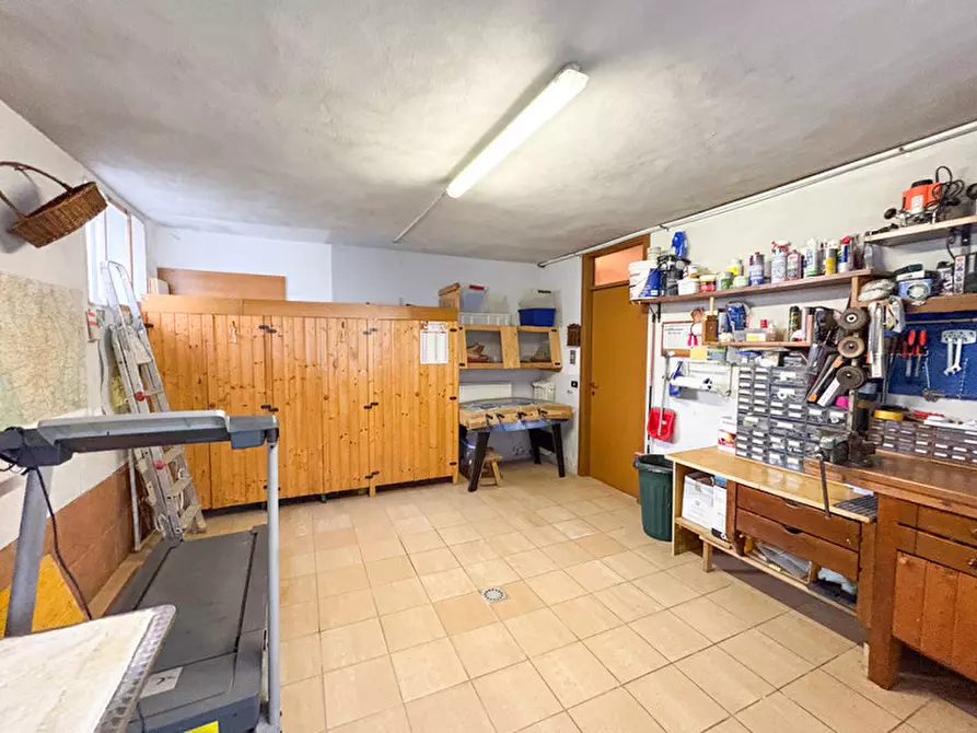 Immagine 30 di Appartamento in vendita  in Macherio Via Trento e Trieste 41 a Macherio