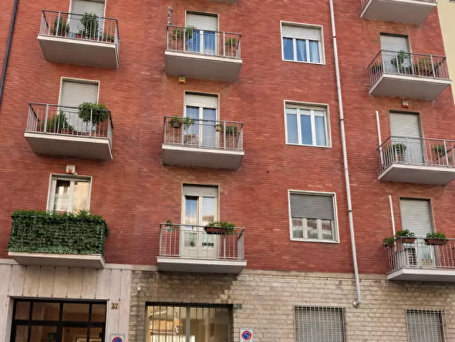 Immagine 1 di Appartamento in vendita  in Via Mombasiglio a Torino