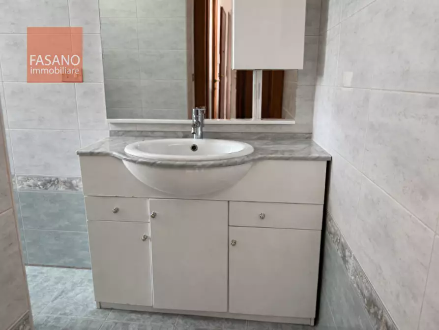 Immagine 14 di Appartamento in vendita  in Via Mombasiglio a Torino