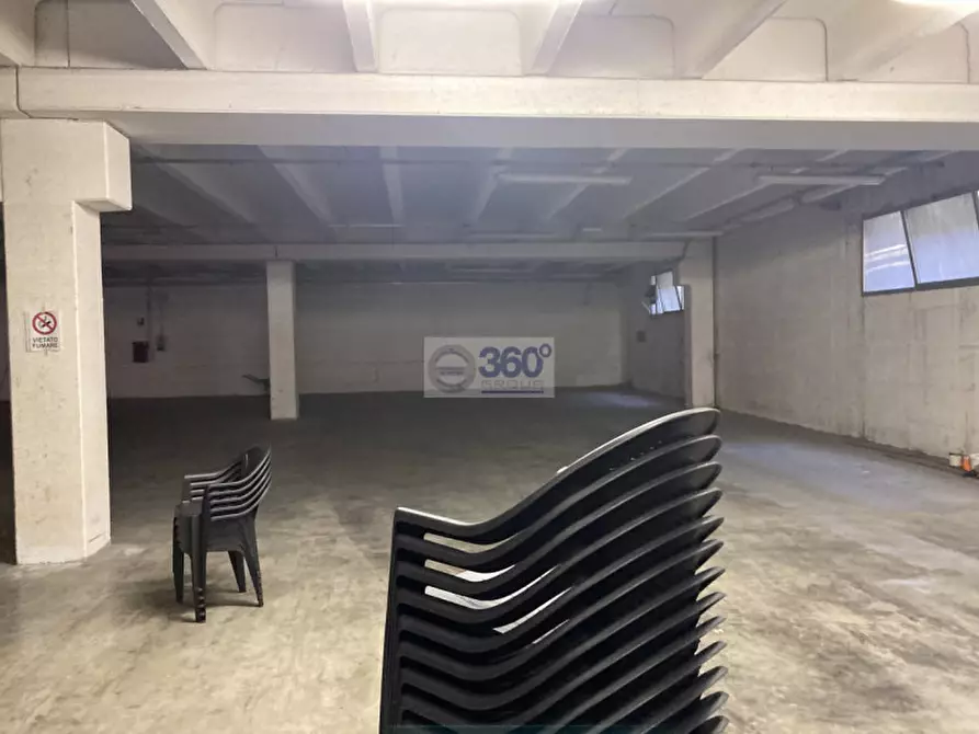 Immagine 4 di Magazzino in affitto  in Via Enrico mattei a Passirano
