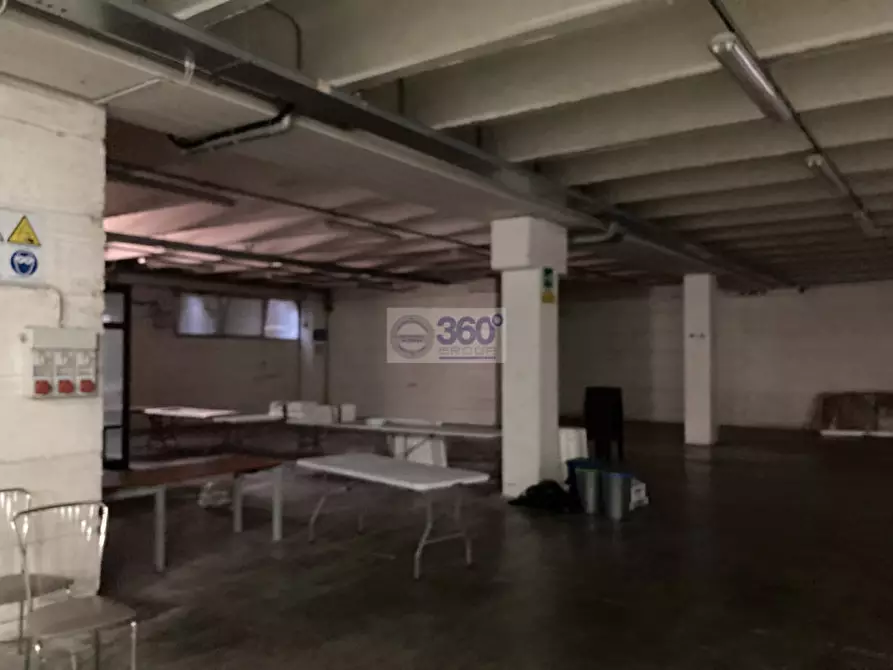 Immagine 7 di Magazzino in affitto  in Via Enrico mattei a Passirano