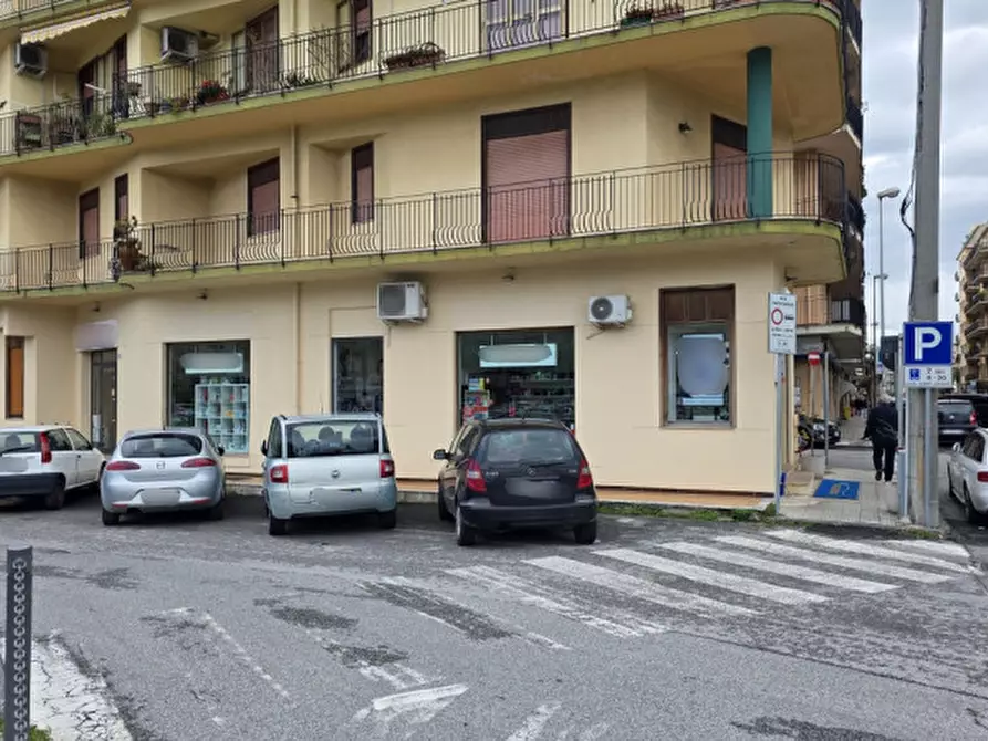 Immagine 3 di Negozio in vendita  in VIA TENENTE ROSARIO SIRO BRIGIANO, 70 a Milazzo