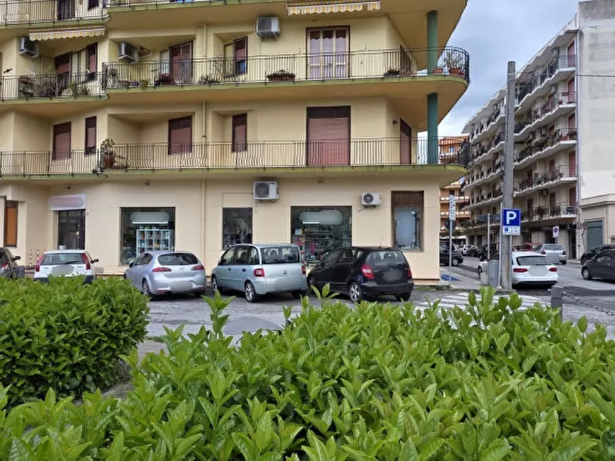Immagine 4 di Negozio in vendita  in VIA TENENTE ROSARIO SIRO BRIGIANO, 70 a Milazzo