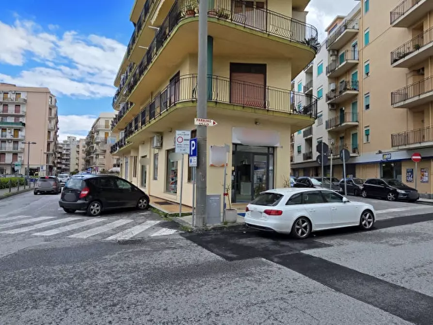 Immagine 8 di Negozio in vendita  in VIA TENENTE ROSARIO SIRO BRIGIANO, 70 a Milazzo
