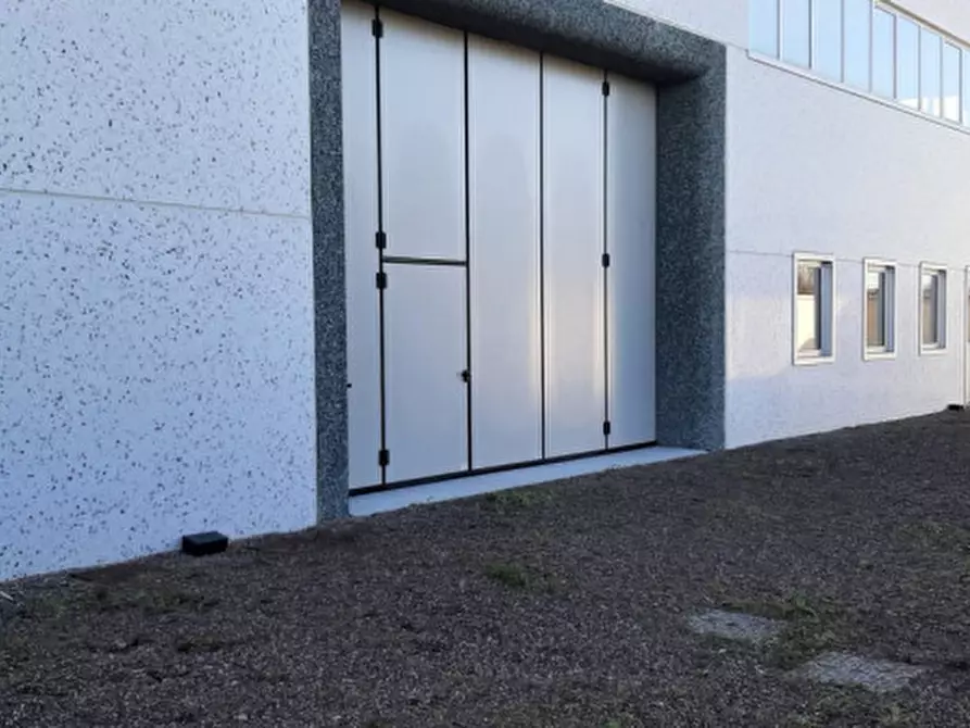 Immagine 4 di Capannone industriale in affitto  in via cesare battisti 70 a Pogliano Milanese