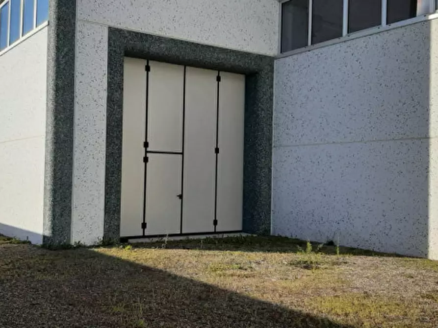Immagine 5 di Capannone industriale in affitto  in via cesare battisti 70 a Pogliano Milanese