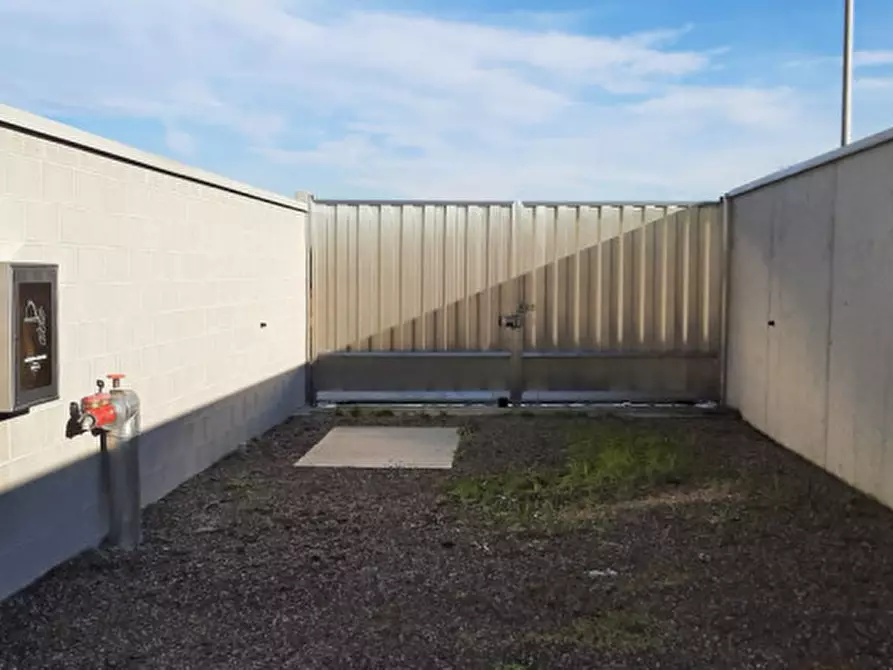 Immagine 18 di Capannone industriale in affitto  in via cesare battisti 70 a Pogliano Milanese